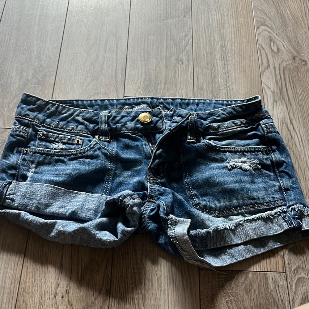 American Eagle Outfitters Blue Jean Shorts Distressed Style
